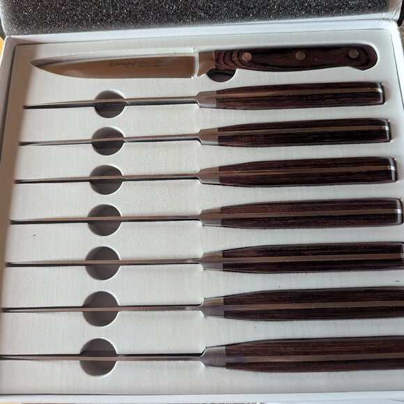 Emojoy Steak Knife Set - Picture 1 of 3